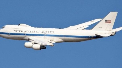 СМИ рассекретили характеристики самолета "Судного дня" США