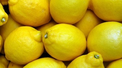 Медики рассказали, что лимон влияет на работу печени