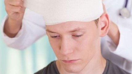 Что происходит с человеком во время сотрясения мозга (Видео) 