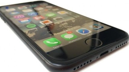 Глава Sharp подтвердил, что iPhone 8 получит OLED-дисплей