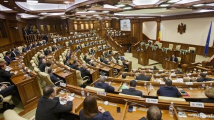 Состав нового правительства Молдовы представят 12 февраля