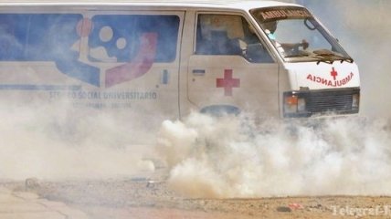 В Боливии на горной дороге автобус сорвался в пропасть