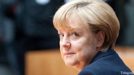 Меркель: Германия будет всесторонне поддерживать Грецию