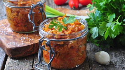 Острая кабачковая икра