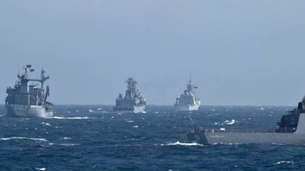 Украина и Грузия заявили о незаконных действия РФ относительно навигации в морях