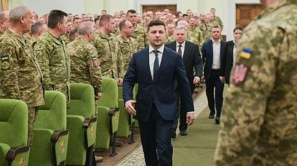 Президент призвал Кабмин создать Мемориал украинских героев