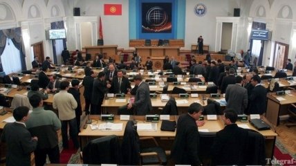 Парламентские фракции Киргизии договорились о коалиции