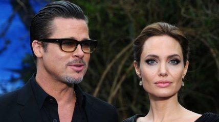 Стали известны причины развода Джоли и Питта