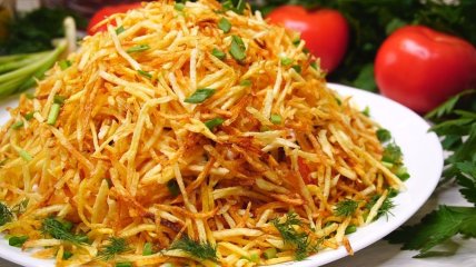 Салат с картофелем фри