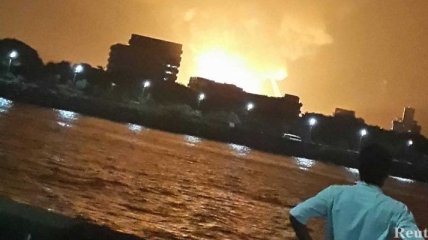 Пожар на подводной лодке в Мумбаи: уже сообщают о погибших 