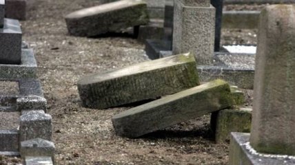 В Польше могут узаконить демонтаж украинских памятников 