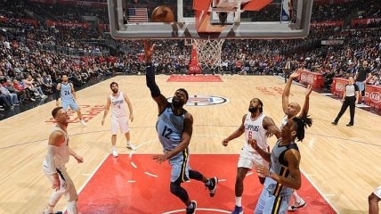 Пятерка моментов матчей 2 января в НБА (Видео)