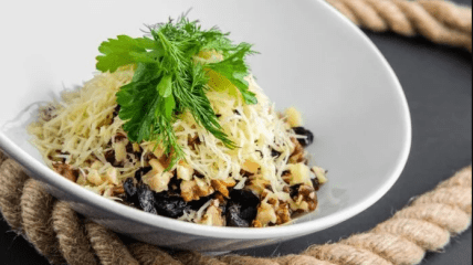 Вся справа у незвичайному поєднанні продуктів