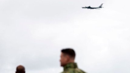 Учения НАТО в Норвегии: Самолет РФ пролетел на низкой высоте возле корабля США