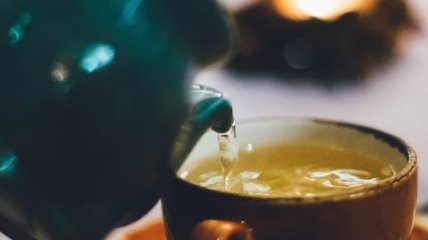 С имбирем, мятой, шалфеем и тимьяном: какие напитки помогают укрепить здоровье 