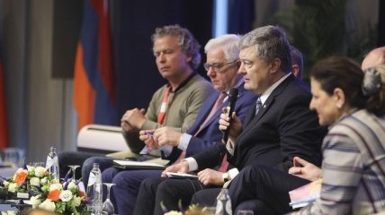 Порошенко отметил важность "Восточного партнерства" для Украины