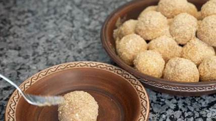 Сирні ґомбовці (відео)