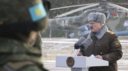 лукашенко продовжує підігрувати росії у війні проти України