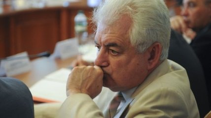 Кабмин отстранил руководителя УЦОКО на время расследования