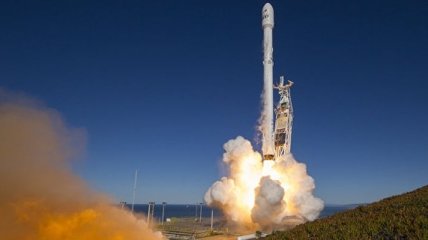 Ракета Falcon 9 создала временную дыру в ионосфере Земли 
