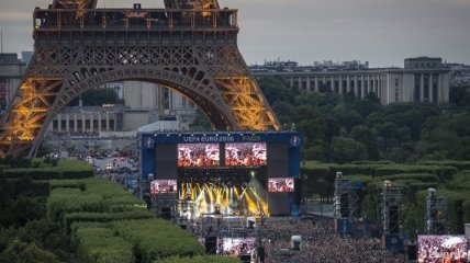 В парижской фан-зоне Евро-2016 произошли беспорядки