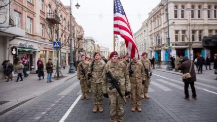 Литва подписала военное соглашение с США