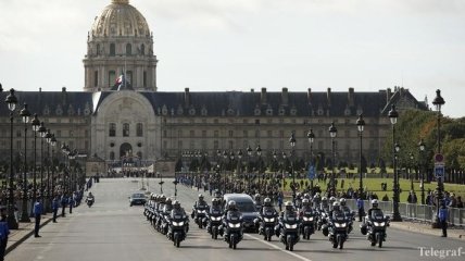 У Парижі попрощалися з екс-президентом Жаком Шираком (Фото)