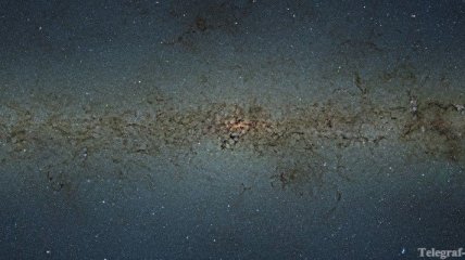 Астрономы опубликовали фото центра Млечного Пути