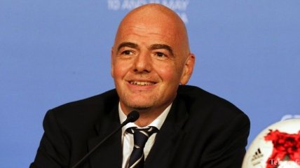 Президент ФИФА поздравил "Шахтер"