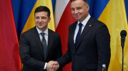 Зеленський привітав Дуду з перемогою на виборах у Польщі