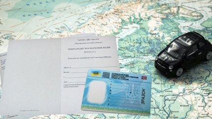 Сервисцентрам МВД позволили выдавать международные водительские удостоверения