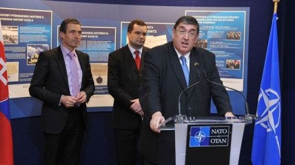 В НАТО обеспокоены развитием ситуации с демократией в Украине