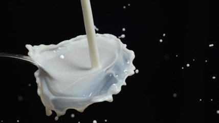 Для профилактики рака желудка медики рекомендуют пить натуральное молоко