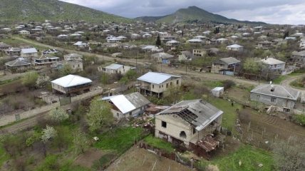 Где находится Нагорный Карабах и почему из-за него воюют Армения и Азербайджан