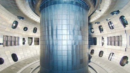 Повышение производительности термоядерных реакторов: физики протестировали "ледяную пушку"