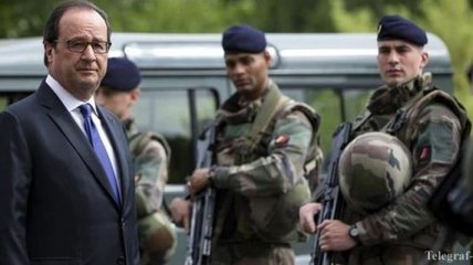 Олланд считает, что нападавшие на церковь связаны с ИГИЛ