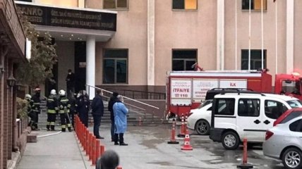 Момент взрыва кислорода в коронавирусной больнице в Турции попал на видео