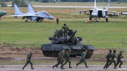 Представитель ТКГ назвал количество регулярных войск РФ на Донбассе
