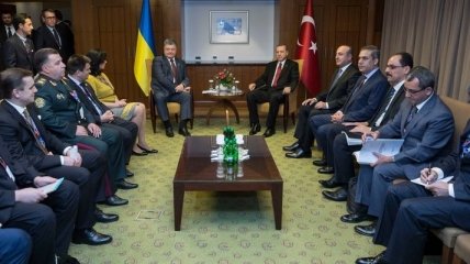 Порошенко и Эрдоган договорились о проведении Стратегического совета в Киеве