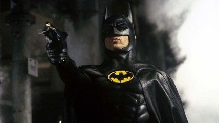 СМИ: Майкл Китон снова примерит костюм Бэтмена