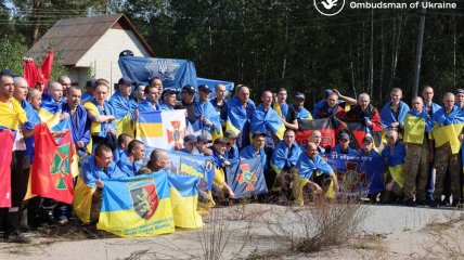 "Это же наше": реакция бывших украинских военнопленных на бои в Курской области попала на видео