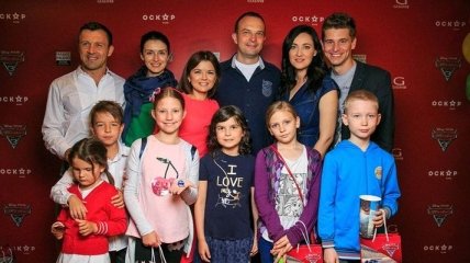 Опасная политика: семья Соболева получила письмо с угрозами