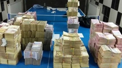 СБУ накрыла "конверт", который отмывал деньги боевиков