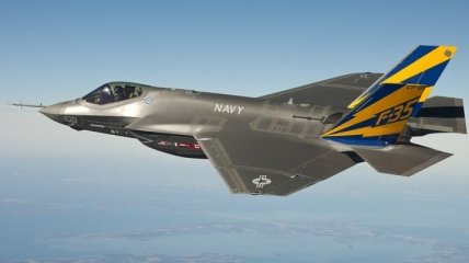 Воздушные силы США могут оснастить истребители лазерным оружием