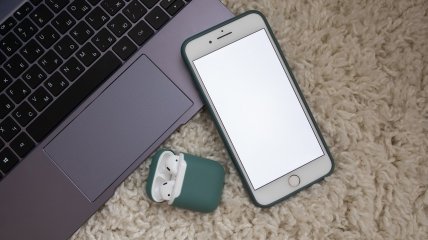 Швидка зарядка шкодить мобільному телефону