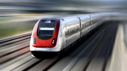 В Китае запустили самый быстрый поезд в мире (Видео)