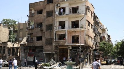 Военные самолеты Асада нанесли удары под Дамаском