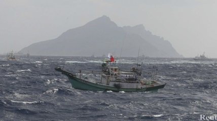 Тайваньских рыбаков отогнали водометами от спорных островов
