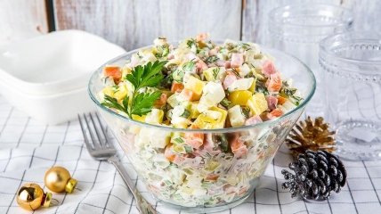 Новогодний салат, который стал традиционным на столе украинцев