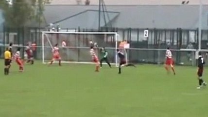 Неимоверный гол в стиле Пеле был забит в Ирландии (Видео)